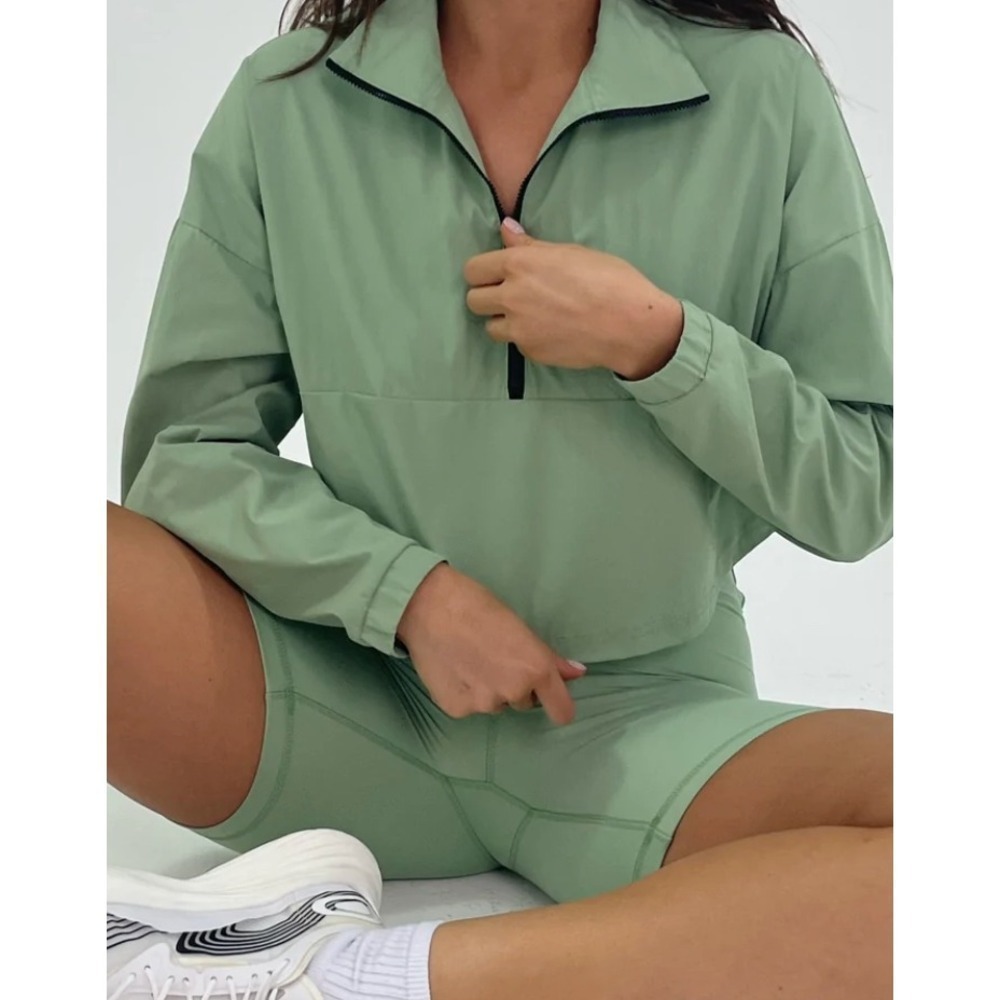 WeWoreWhat Green Cropped 1/4 Zip Pullover Womens Medium Quarter Zip Sweatshirt